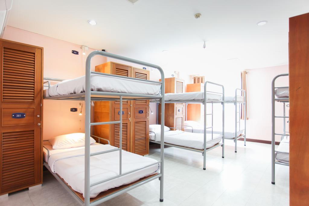 Hostel 8 Sukhumvit Soi 8 Bangkok Ruang foto